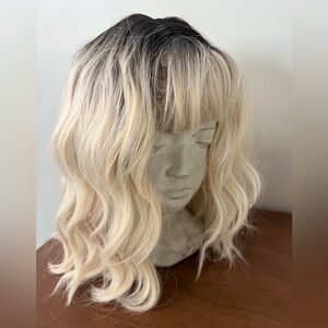 Blonde Wavy Hair Wig with Bangs